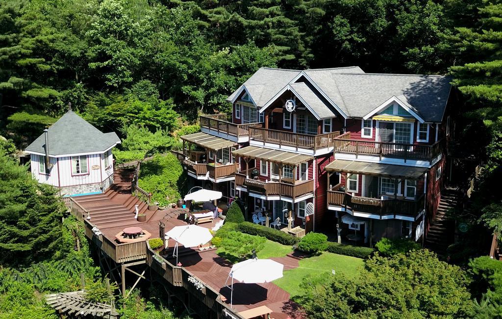 Violin Pension Hoengseong Exterior photo